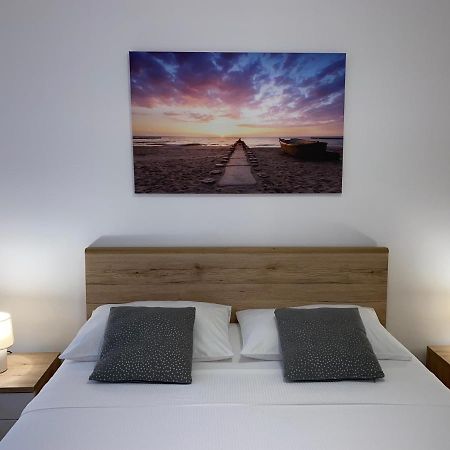 Apartmani Vera Примоштен Екстер'єр фото