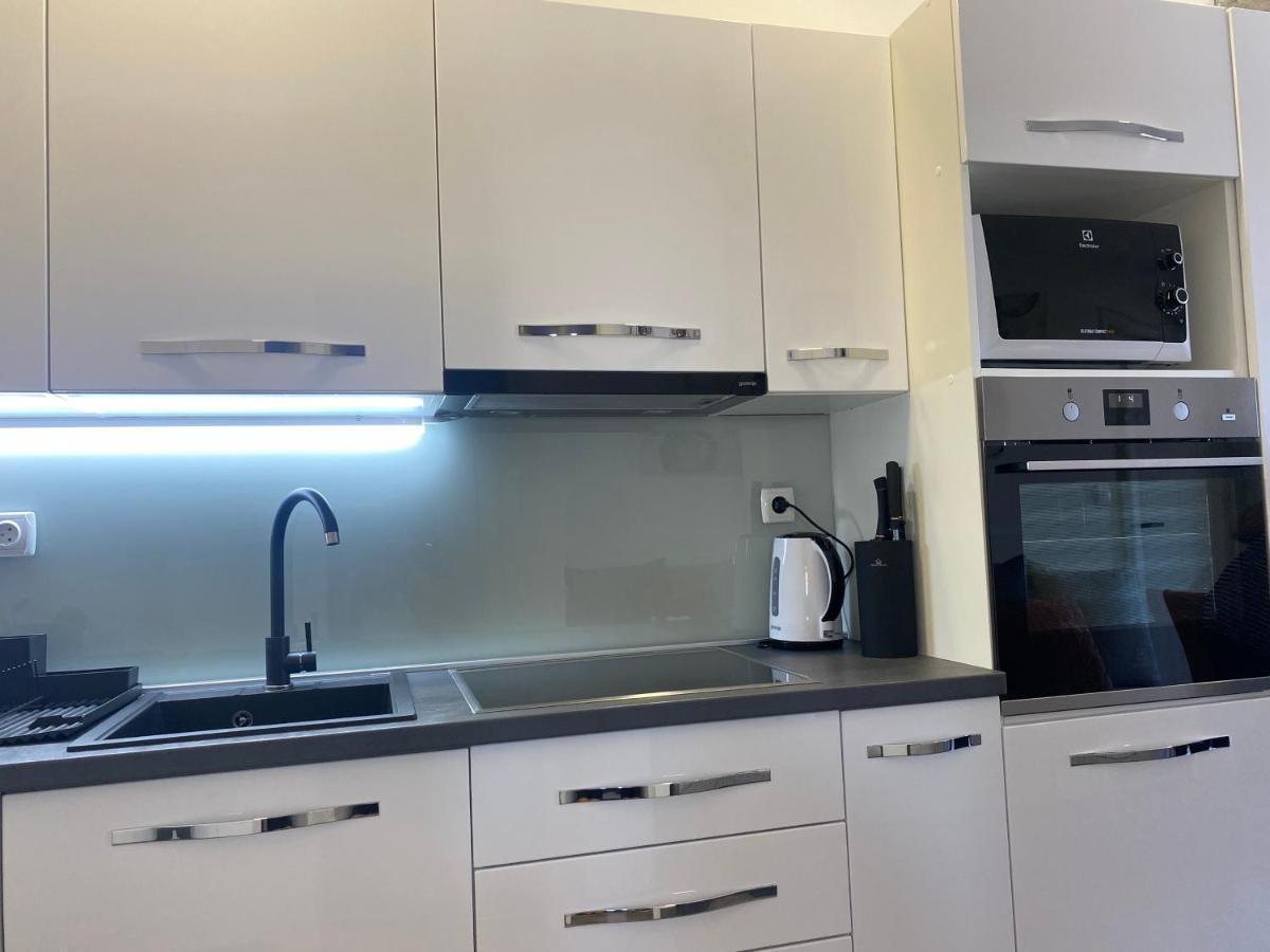 Apartmani Vera Примоштен Екстер'єр фото